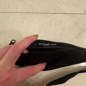 SPIbelt Black Running Belt